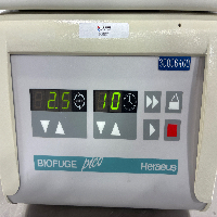 Heraeus Biofuge Pico Centrifuge image 2